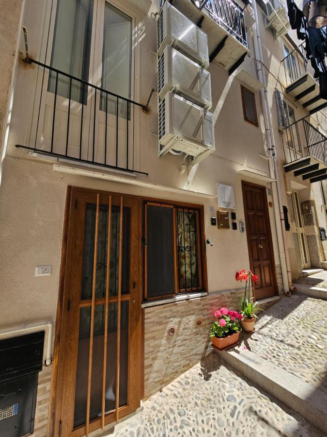 Zaffiro'S House 호텔 체팔루 외부 사진